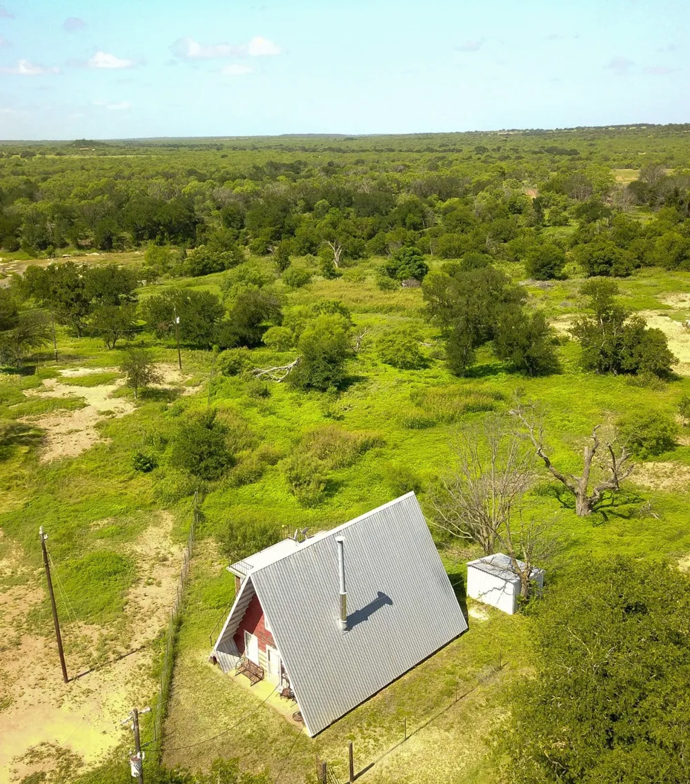 410 County Road 433 Mullin, TX 76864