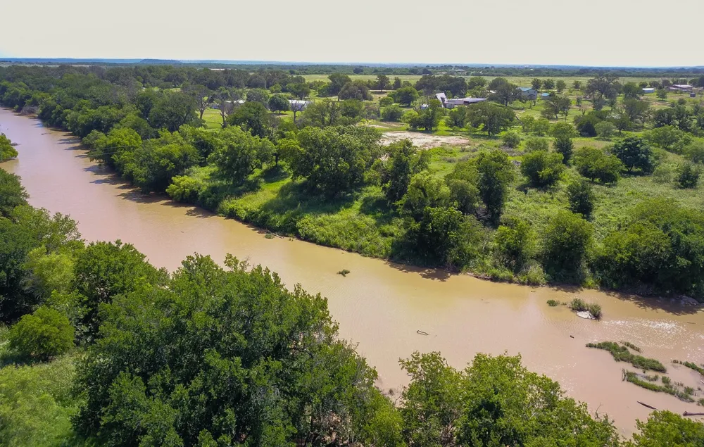 410 County Road 433 Mullin, TX 76864