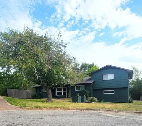 1207 Northwood Drive