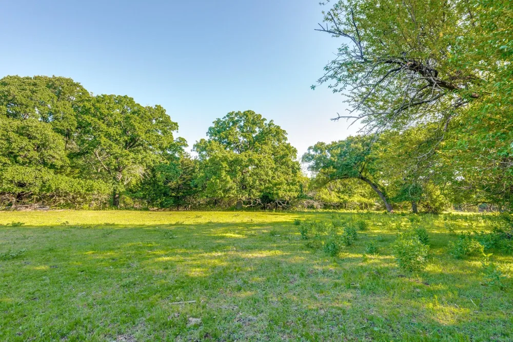 Hwy 377 Pilot Point, TX 76258