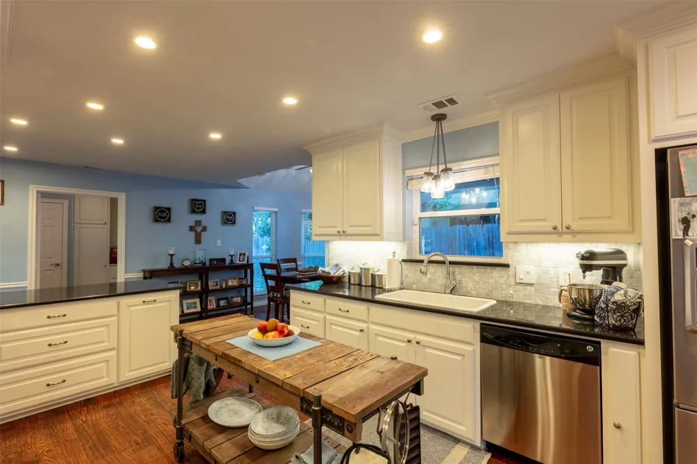 3612 Granada Trail Denton, TX 76205