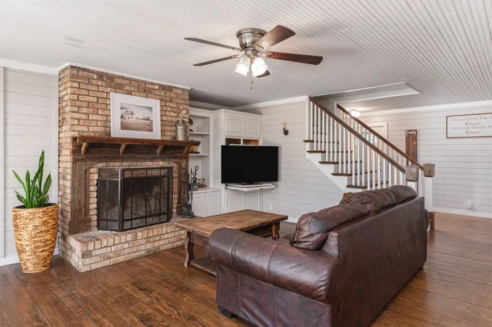 1147 Vz County Road 3417 Wills Point, TX 75169