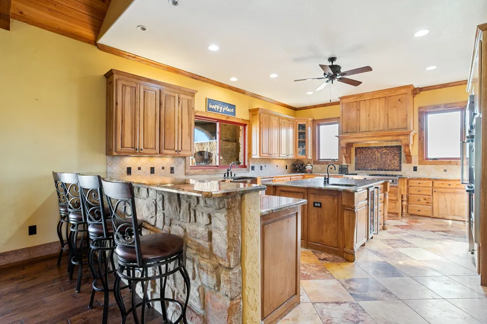 1561 Fm 934 Blum, TX 76627