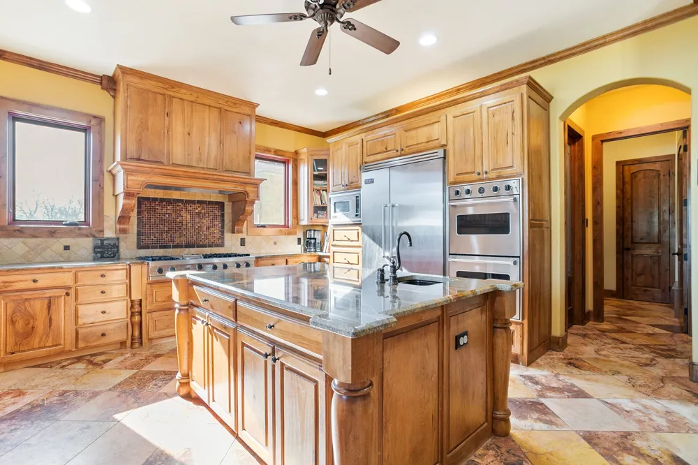 1561 Fm 934 Blum, TX 76627