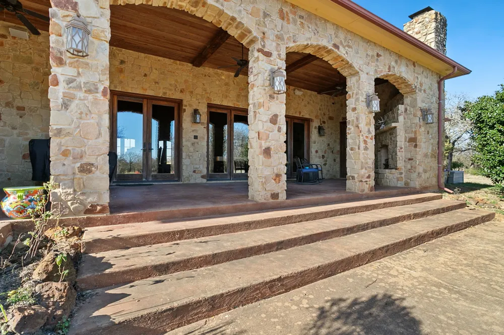 1561 Fm 934 Blum, TX 76627