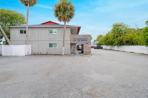 900 S PENINSULA DRIVE #207