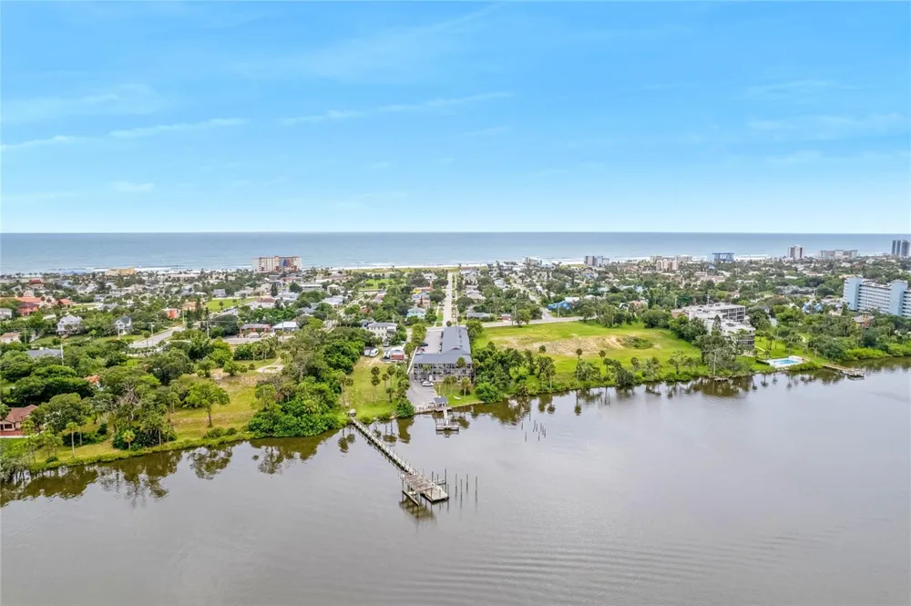 900 S PENINSULA DRIVE #207 Daytona Beach, FL 32118