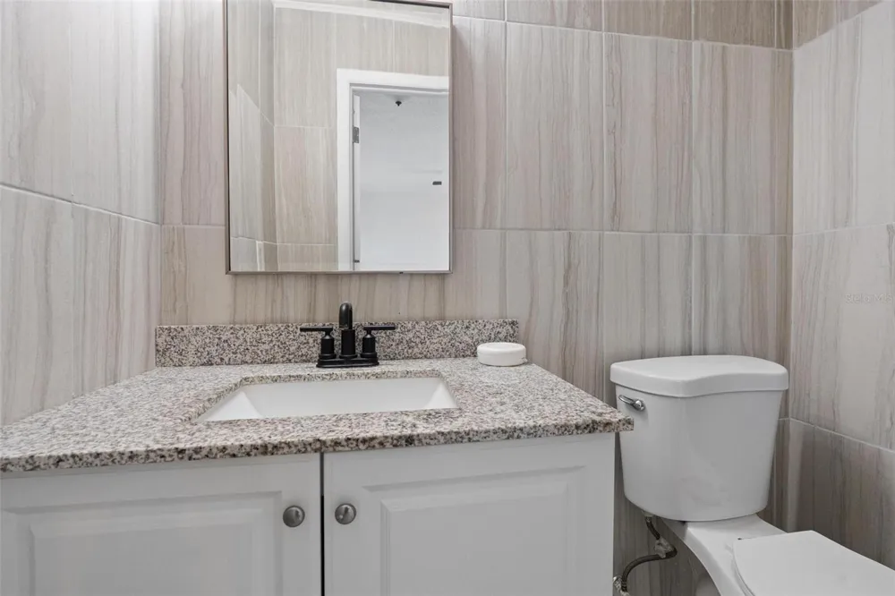 7050 VERSAILLES Pinellas Park, FL 33781