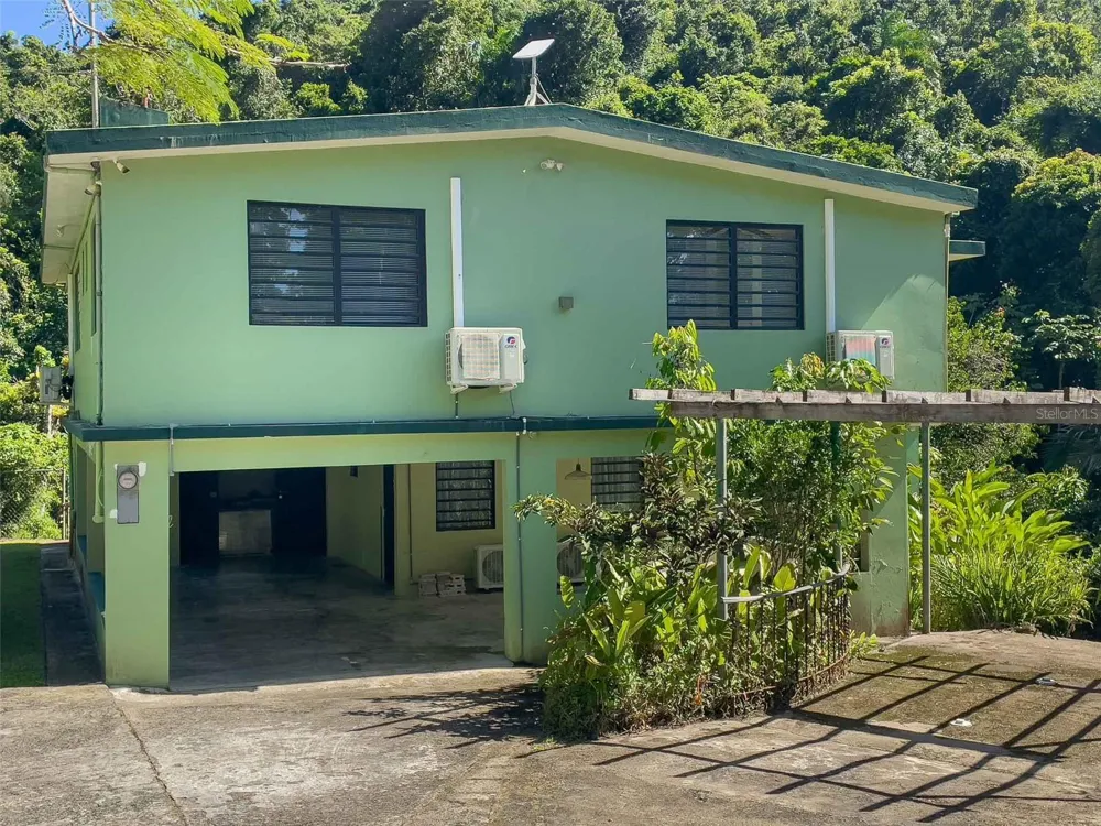38 COLINAS DE CUBUY Canovanas, PR 00729