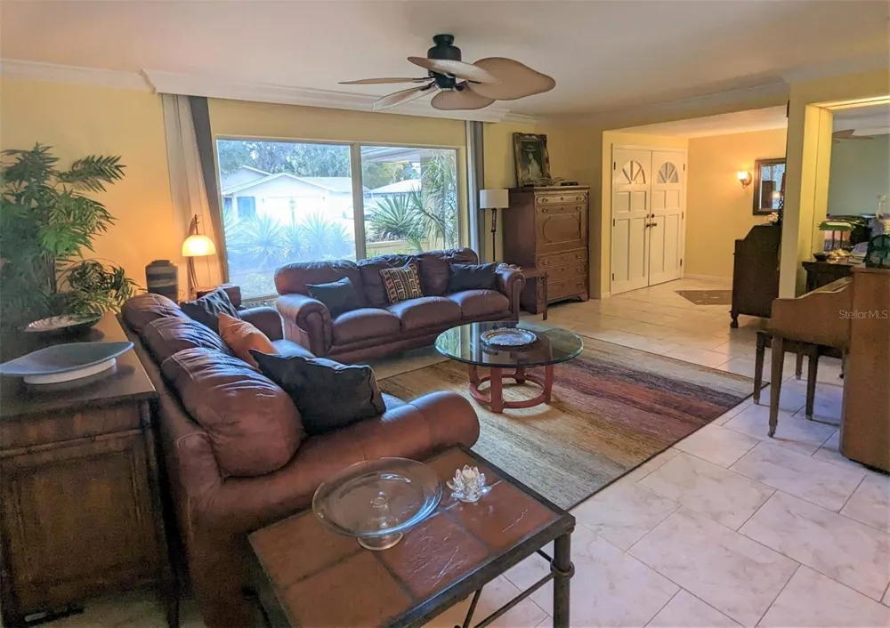 5409 PALM AIRE DRIVE Sarasota, FL 34243