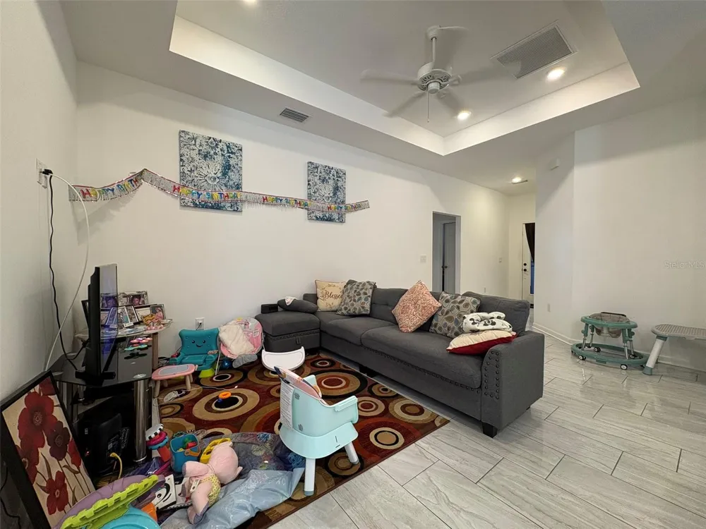 22 DEACON JONES BOULEVARD Orlando, FL 32810