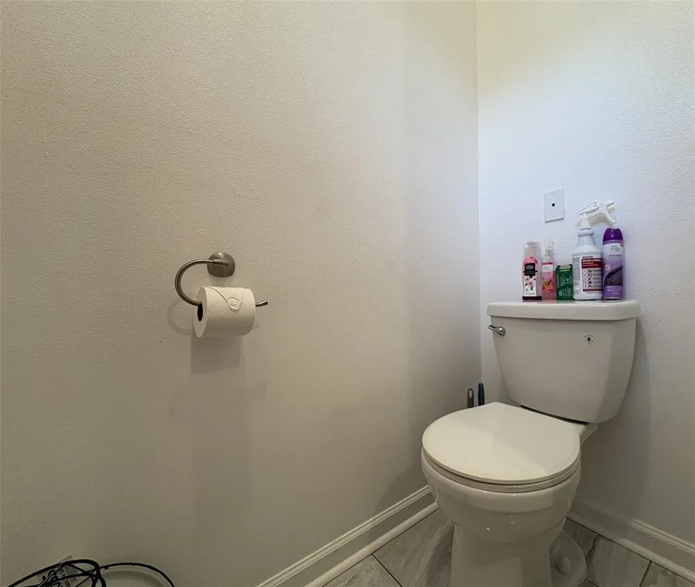 22 DEACON JONES BOULEVARD Orlando, FL 32810