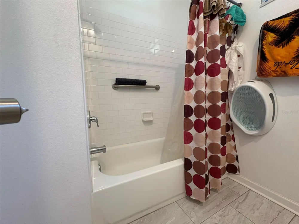 22 DEACON JONES BOULEVARD Orlando, FL 32810