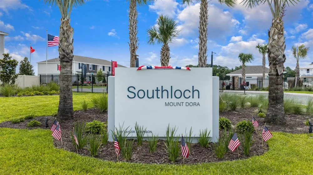 2790 ARMADALE DRIVE #2790 Mount Dora, FL 32757
