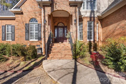 30 Winged Foot Court