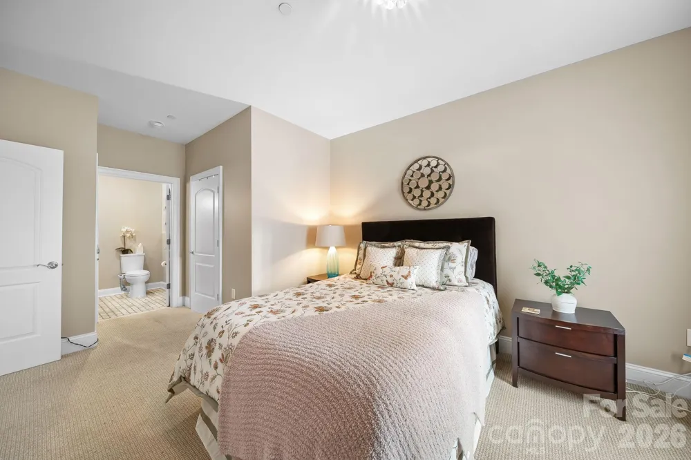 400 Church Street #521 Charlotte, NC 28202