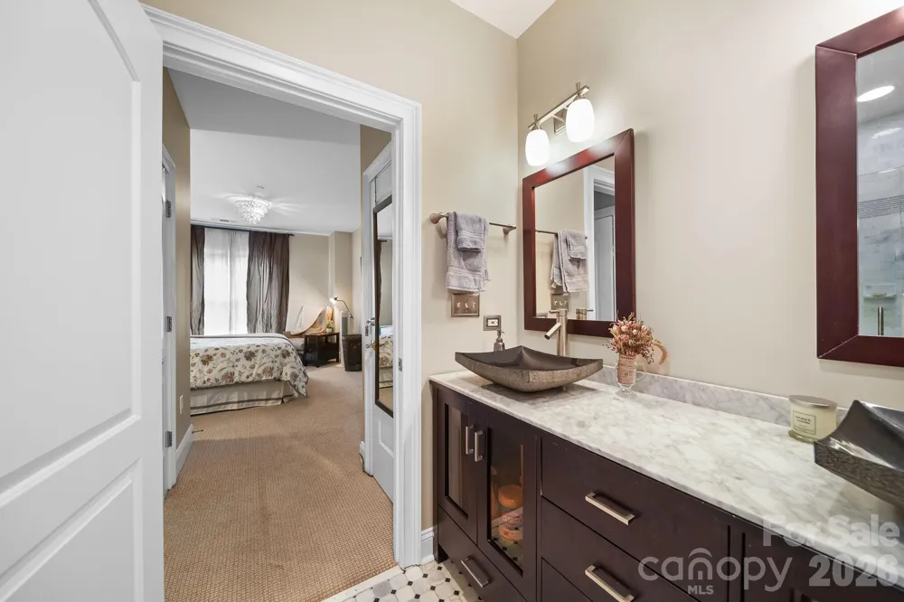 400 Church Street #521 Charlotte, NC 28202