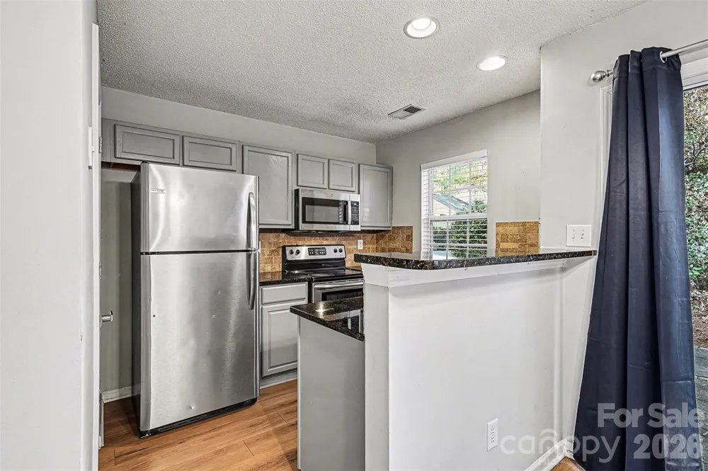 1825 Birch Heights Court Charlotte, NC 28213