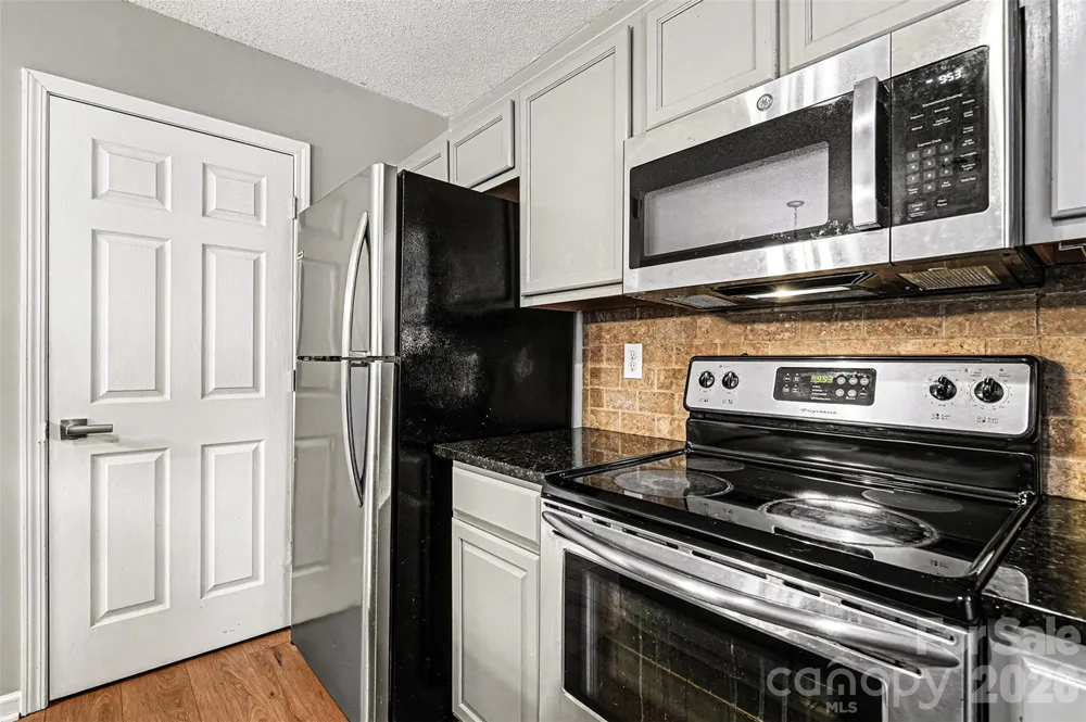 1825 Birch Heights Court Charlotte, NC 28213