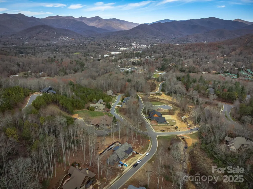 31 Old Lafayette Lane #22 Black Mountain, NC 28711