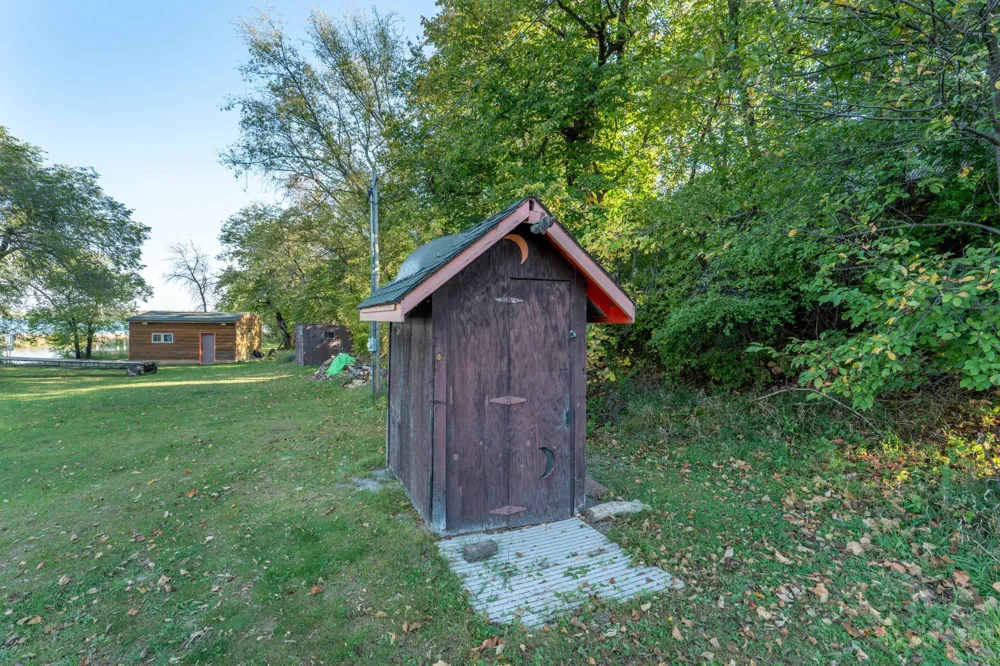 37084 Hackberry Point Road Richville, MN 56576