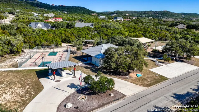 199 Private Road 1730 Mico, TX 78056