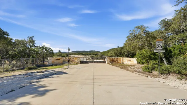 199 Private Road 1730 Mico, TX 78056