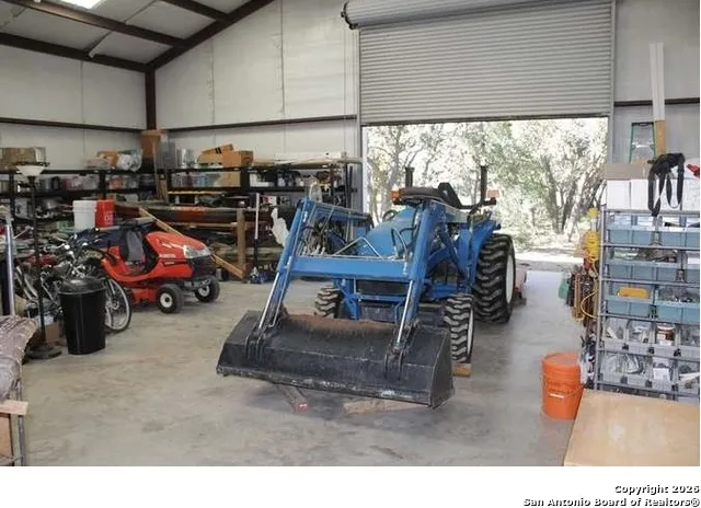 317 Swayze Road Utopia, TX 78884