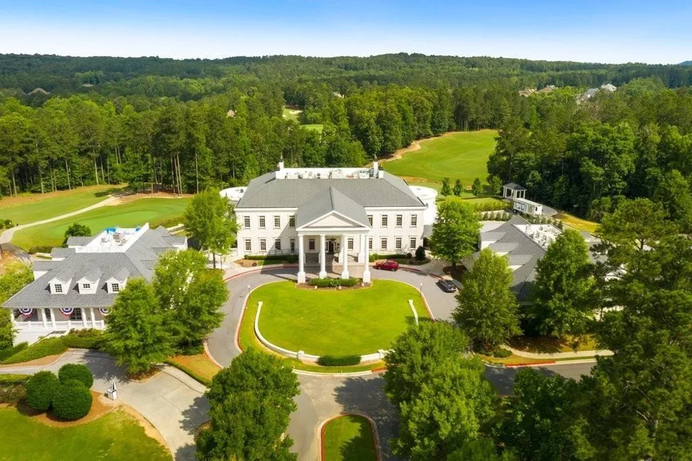 6218 ZELL MILLER  NW Acworth, GA 30101
