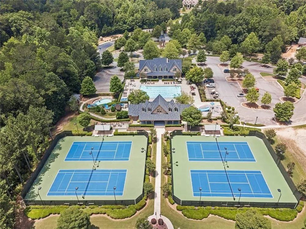6218 ZELL MILLER  NW Acworth, GA 30101