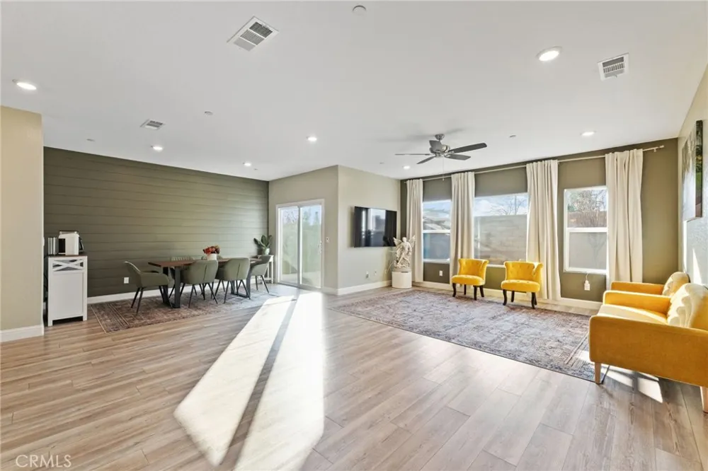 3731 Summers Court Visalia, CA 93291
