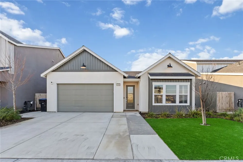 3731 Summers Court Visalia, CA 93291