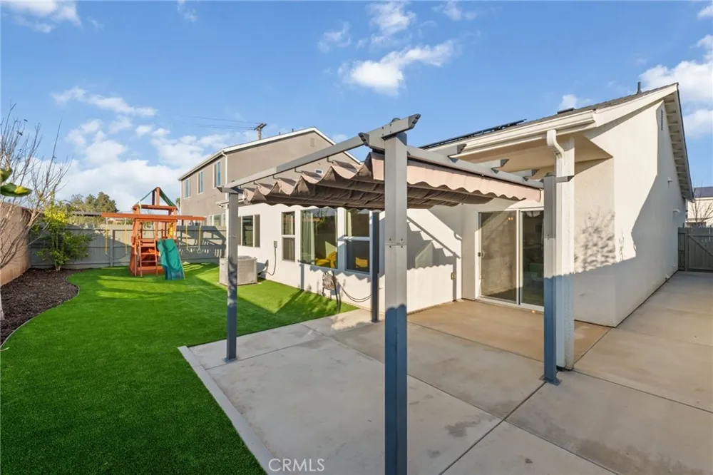 3731 Summers Court Visalia, CA 93291