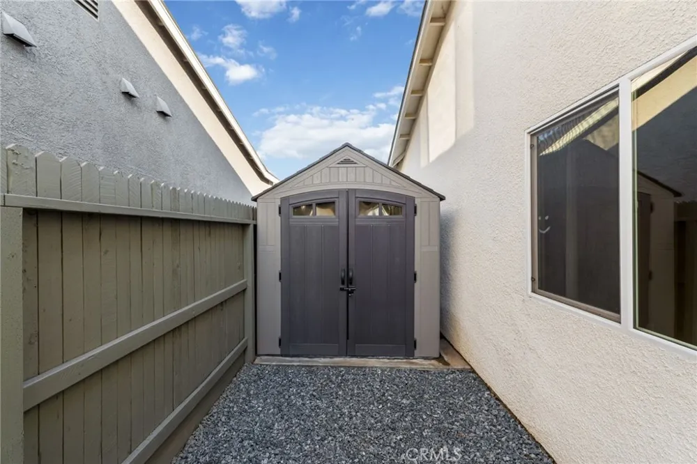 3731 Summers Court Visalia, CA 93291