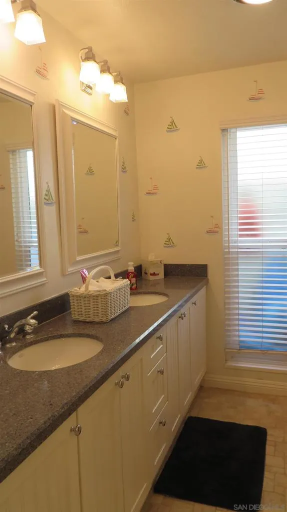 49 Antigua Court Coronado, CA 92118