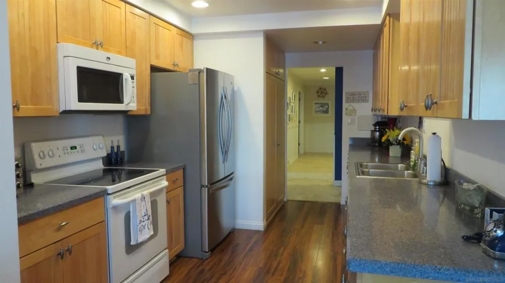 49 Antigua Court Coronado, CA 92118