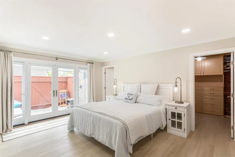 49 Antigua Court Coronado, CA 92118