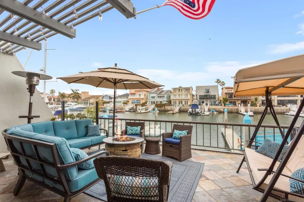 49 Antigua Court Coronado, CA 92118