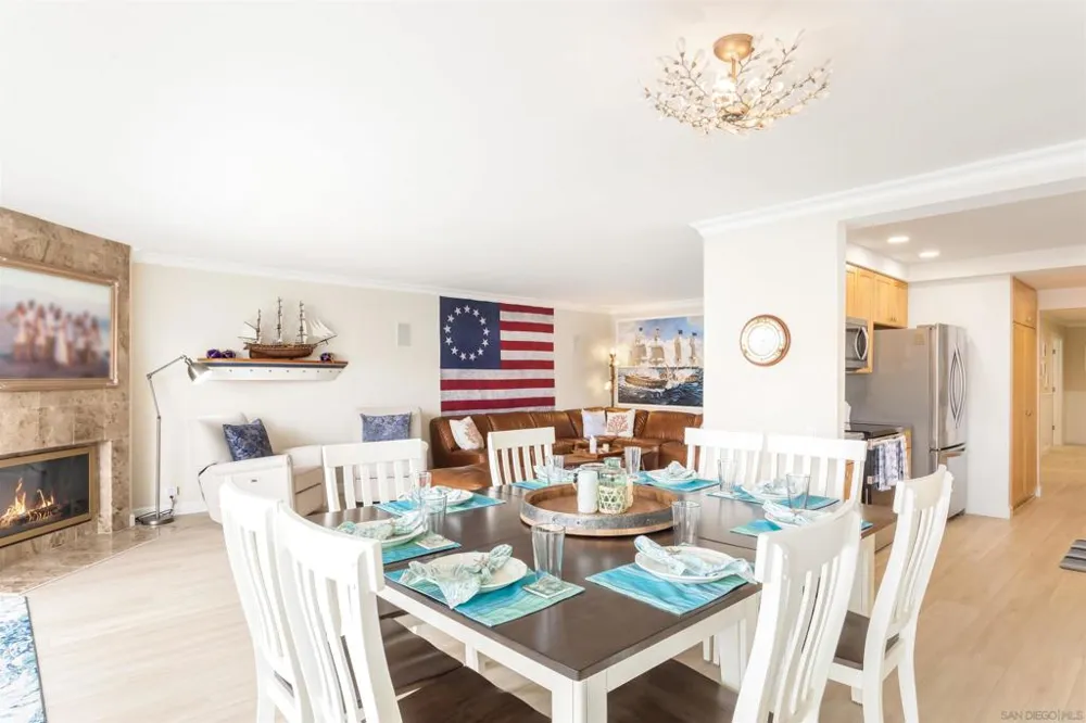 49 Antigua Court Coronado, CA 92118