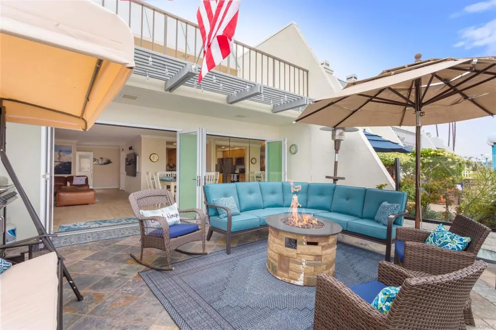 49 Antigua Court Coronado, CA 92118