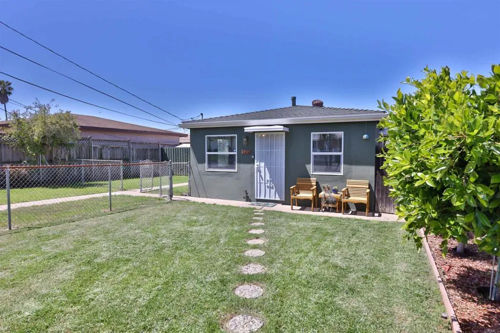 520 Delaware Imperial Beach, CA 91932