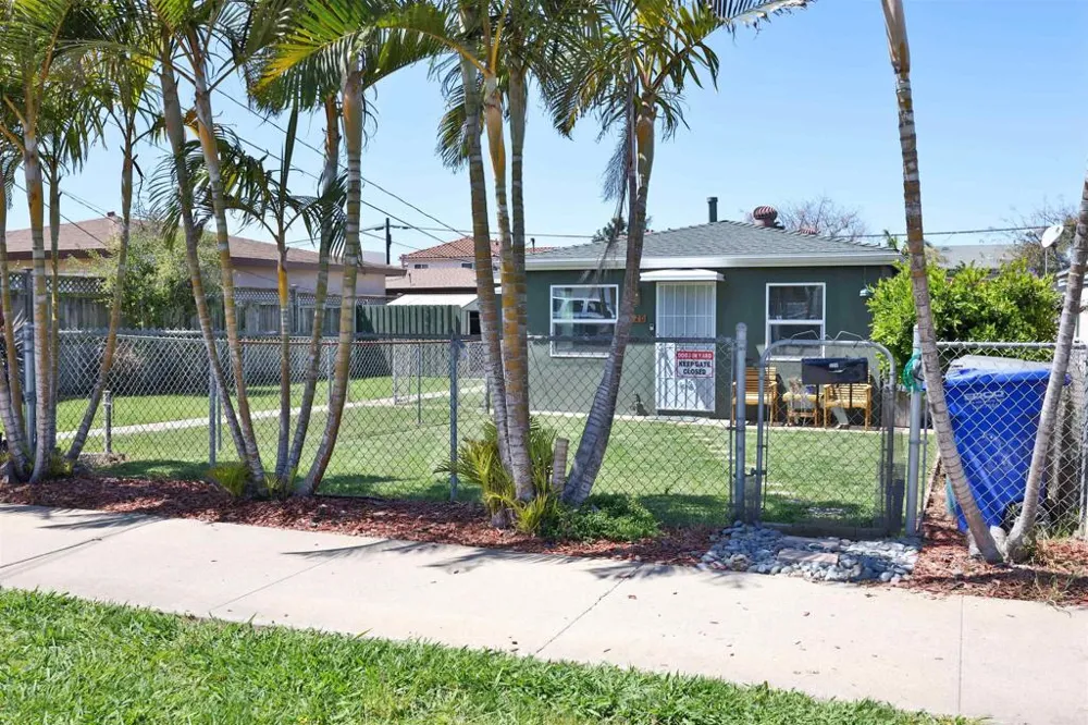 520 Delaware Imperial Beach, CA 91932