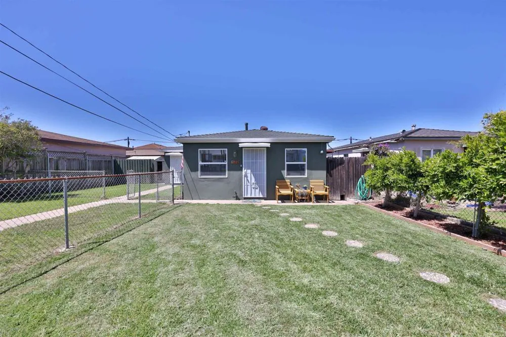 520 Delaware Imperial Beach, CA 91932