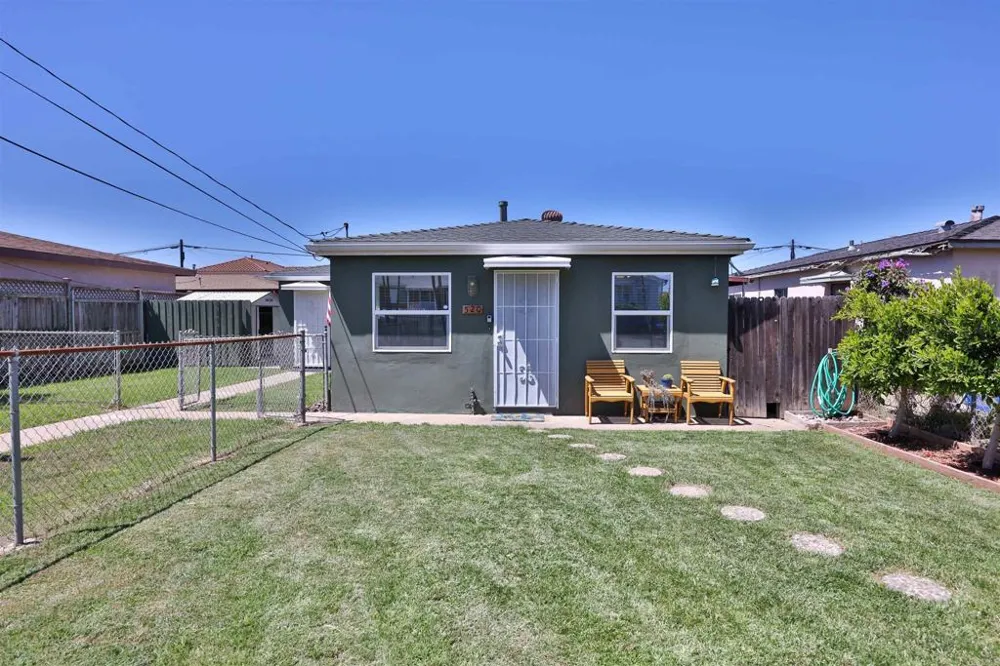 520 Delaware Imperial Beach, CA 91932