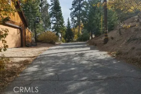 33668 Angeles Green Valley Lake, CA 92341