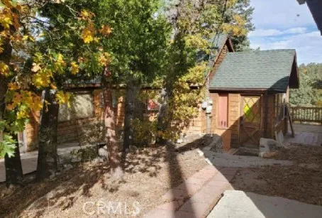 33668 Angeles Green Valley Lake, CA 92341