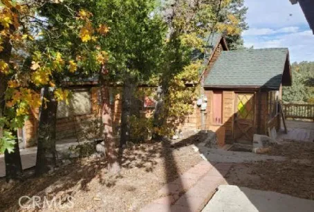33668 Angeles Green Valley Lake, CA 92341