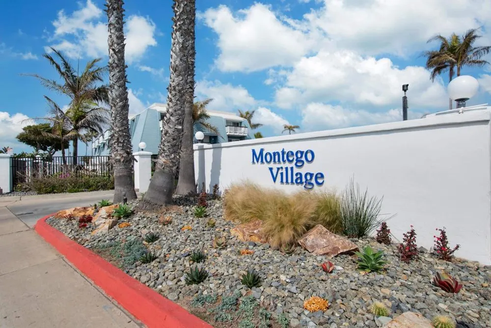 5 Montego Coronado, CA 92118