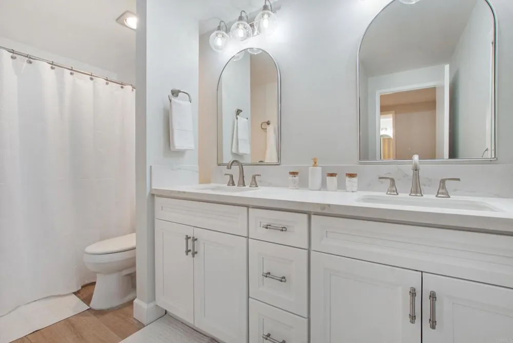 5 Montego Coronado, CA 92118