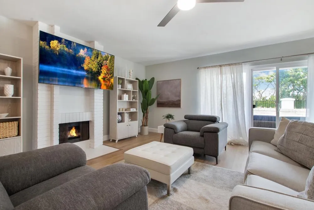 5 Montego Coronado, CA 92118